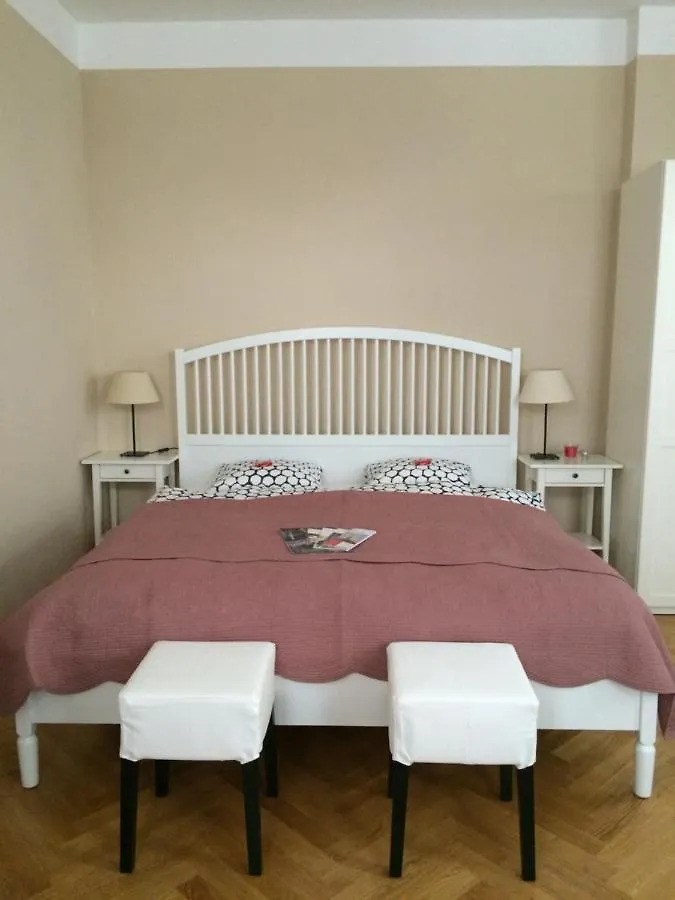 Studio U Parkplatz, Zentrale Ruhelage Neben Grunoase Apartment Vienna Austria